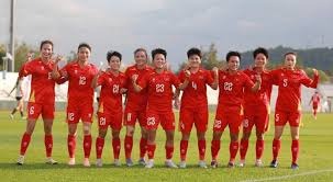 状态不错！奎因复出半场2投2中 拿到4分5板4助1帽全面数据