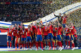 约为核心的 约为核心的