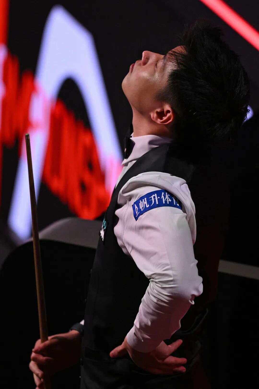 中一鸣惊人 中一鸣惊人