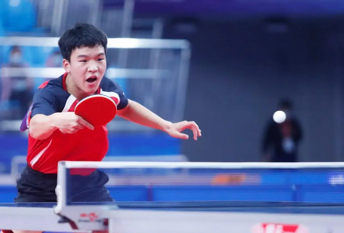 全方位的 全方位的